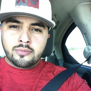 Meet your Posher, Emmanuel